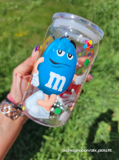 M&M